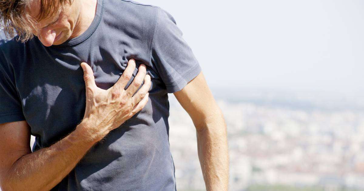 What is a heart attack? Causes, symptoms, treatment